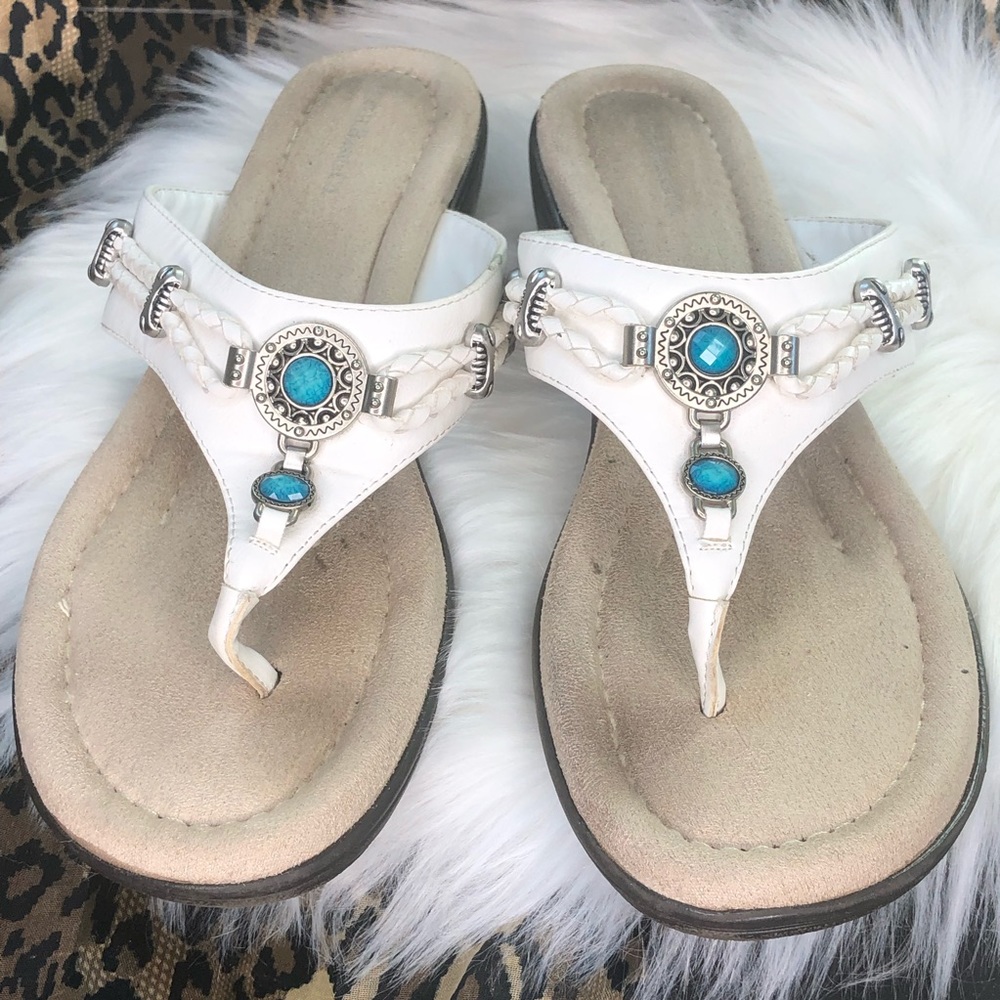Bass leather sandal